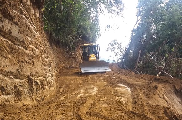 Lee más sobre el artículo Finaliza construcción de la vía Mangos–Tapias