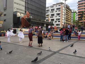 Lee más sobre el artículo Adelantan actividades de sensibilización sobre el trato adecuado con las palomas en el parque Murillo Toro
