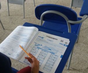 Lee más sobre el artículo Este domingo 7.004 estudiantes de grado 11 presentarán las Pruebas Saber en Ibagué