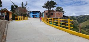 Lee más sobre el artículo Invierten $1.500 millones en recuperación de vía principal  en San Juan de la China
