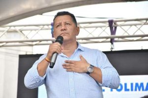 Lee más sobre el artículo Ricardo Orozco se compromete a pavimentar la vía entre San Sebastián de Mariquita en El Tolima y la Victoria en Caldas