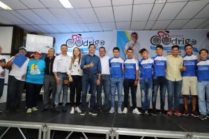 Lee más sobre el artículo En masivo evento, Alexander Tovar y Rodrigo Pacheco  afirmaron que se la juegan por Andrés Hurtado