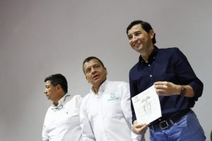 Lee más sobre el artículo Con un mensaje de unidad, el alcalde electo de Ibagué Andrés Hurtado recibió su credencial