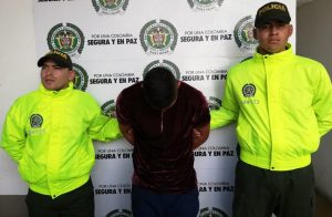 Lee más sobre el artículo Capturado ladrón conocido como el terror de las cadenas de oro en Ibagué