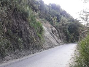 Lee más sobre el artículo Se evalúan medidas frente a la problemática de La Vega, en el Cañón del Combeima