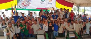 Lee más sobre el artículo Cultivadores de Cafés Especiales de Planadas recibieron insumos para postcosecha