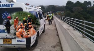 Lee más sobre el artículo Identificado el joven que se lanzó al vacío desde el puente de La Variante de Ibagué