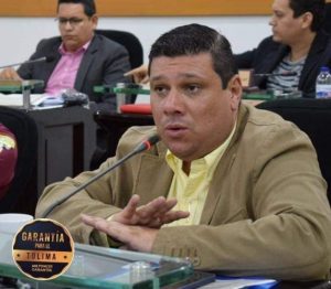 Lee más sobre el artículo “La pregunta es: ¿Quién es capaz de ofrecerle plata a un gobernador por gerencia de hospitales?”: Milton Restrepo