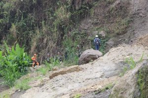 Lee más sobre el artículo Avanzan obras de mitigación en la vía al Cañón del Combeima