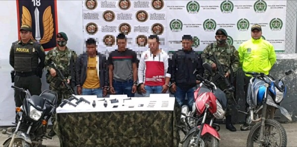 Lee más sobre el artículo Cuatro presuntos disidentes de las Farc fueron capturados en el sur del Tolima