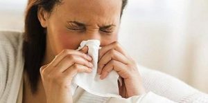 Lee más sobre el artículo Ministerio de Salud entrega recomendaciones para prevenir infecciones respiratorias durante la temporada de lluvias