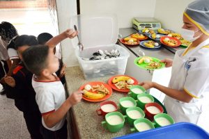 Lee más sobre el artículo En Ibagué entregarán bonos de $50.000 a beneficiarios del Programa de Alimentación Escolar
