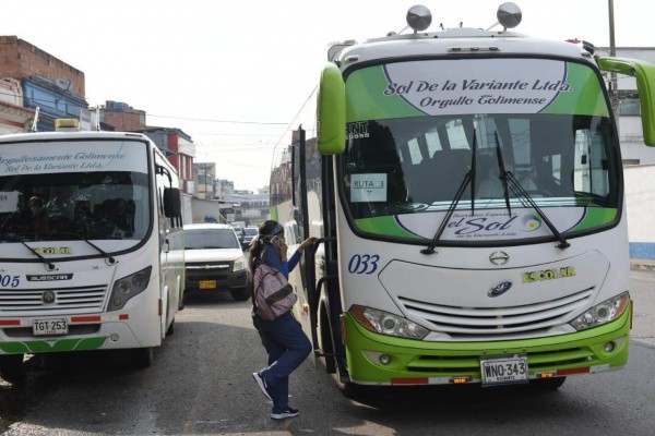 Lee más sobre el artículo Alcaldía de Ibagué mantendrá rutas exclusivas para el personal médico y asistencial