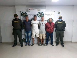 Lee más sobre el artículo Capturados por ingerir licor en un establecimiento comercial de Chucuní