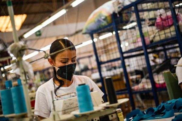 Lee más sobre el artículo Más de 10.000 empleos se han reactivado en Ibagué