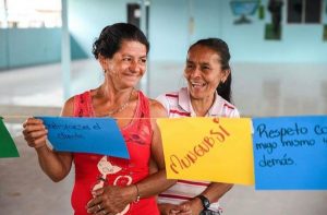 Lee más sobre el artículo #SoyMujerSomosCambio, la iniciativa que visibiliza el liderazgo de mujeres excombatientes y de las comunidades del país