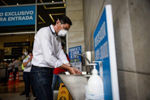 Lee más sobre el artículo En el Centro Comercial La Estación iniciaron los simulacros de implementación de protocolos de bioseguridad