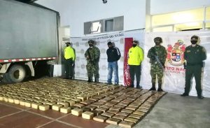 Lee más sobre el artículo En Roncesvalles cayó camión con más de media tonelada de marihuana