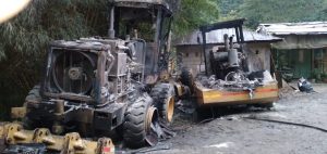 Lee más sobre el artículo Gobierno departamental se pronuncia frente al incendio de dos maquinarias en zona rural de Planadas