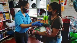 Lee más sobre el artículo Inicia segunda entrega del bono alimentario para 15.000 estudiantes de colegios oficiales de Ibagué