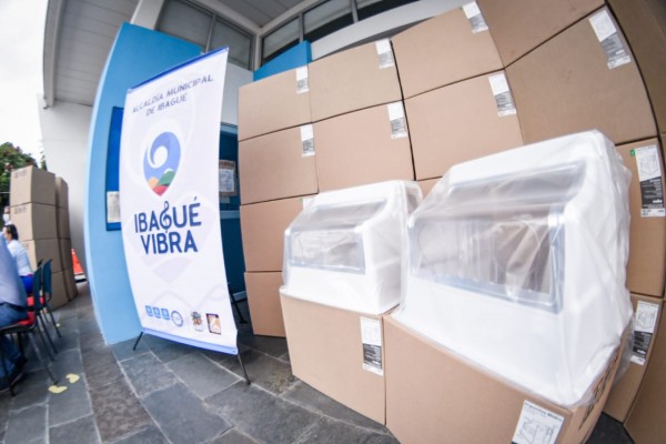 Lee más sobre el artículo Alcaldía de Ibagué entregó 160 cabinas de protección médica contra covid-19