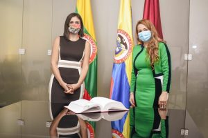 Lee más sobre el artículo La líder en gestión cultural, Greis Cifuentes, toma posesión como secretaria de Cultura de Ibagué