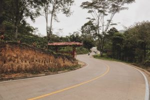 Lee más sobre el artículo Gobierno Departamental  entregó a la comunidad de Rioblanco la pavimentación en la vía Herrera–Palonegro–Los Guayabos