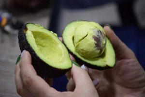 Lee más sobre el artículo Mil millones de pesos fortalecerán las cadenas productivas de aguacate y papa del Tolima