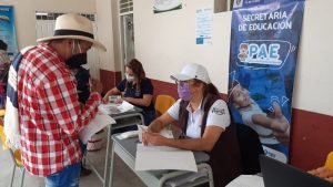 Lee más sobre el artículo Inicia entrega de bonos alimentarios del PAE a más de 5.000 estudiantes de la zona rural De Ibagué