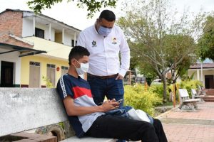 Lee más sobre el artículo Veredas apartadas de Chaparral ahora cuentan con zonas WIFI gratis