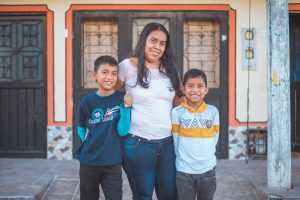 Lee más sobre el artículo Más de 2.000 ibaguereños recibirán bonos alimentarios gracias a la ‘Donatón’