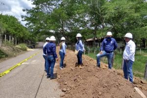 Lee más sobre el artículo En veredas de Alpujarra avanza la construcción del acueducto