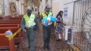 Lee más sobre el artículo Bebé de 25 días de nacido fue abandonado en una iglesia de Ibagué