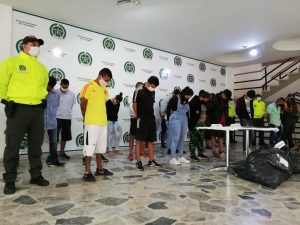 Lee más sobre el artículo 21 personas fueron capturados por tráfico de estupefacientes en Ibagué
