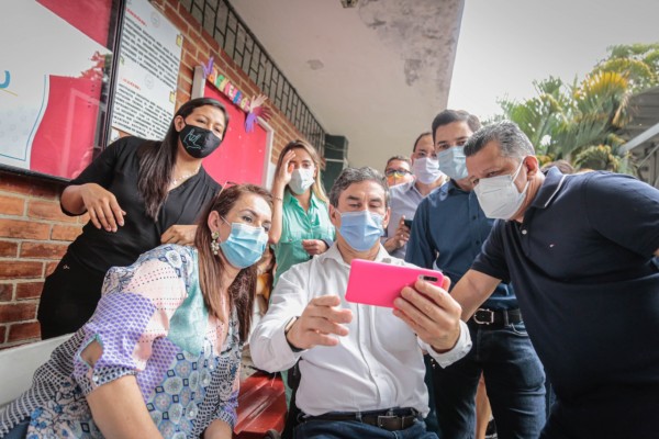 En este momento estás viendo Ibagué será pionera en plan piloto de capacitación en lengua de señas
