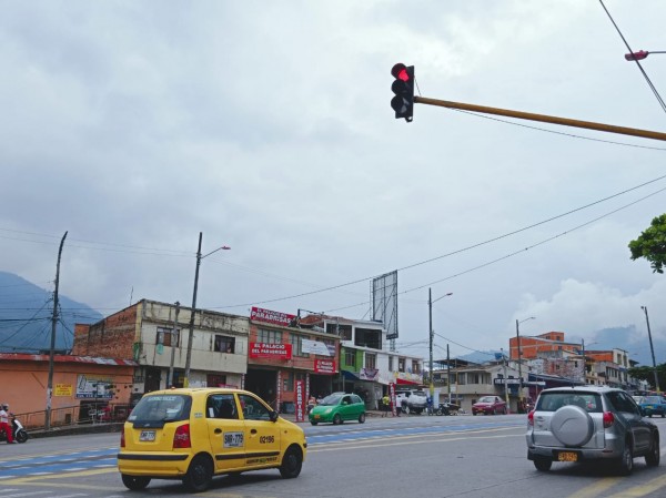 Lee más sobre el artículo Alcaldía de Ibagué acordó ajuste de tarifa de buses y taxis para el 2021