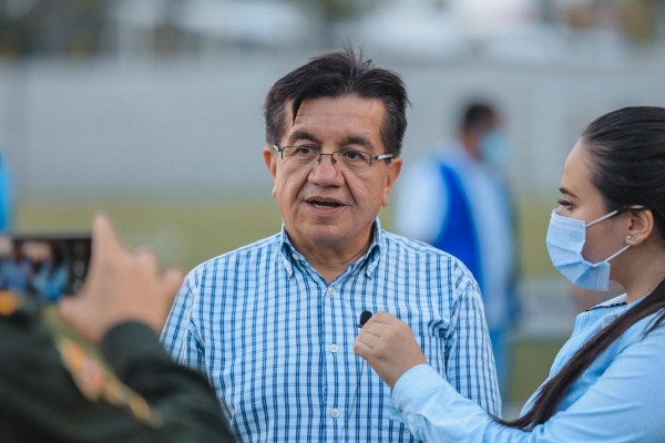 En este momento estás viendo Ministro de Salud exaltó la labor del gobernador del Tolima por el manejo adecuado del Covid-19