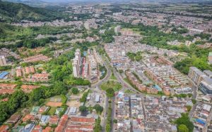 Lee más sobre el artículo Ibagué se prepara para recibir al presidente Duque y a 35 alcaldes durante la XVIII Cumbre de Asocapitales