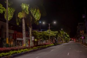 Lee más sobre el artículo Así funcionará el toque de queda nocturno y ‘pico y cédula’ en Ibagué
