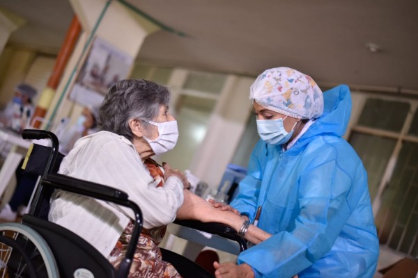 En este momento estás viendo Adultos mayores de 80 años que no tengan EPS serán vacunados a través de la Unidad de Salud de Ibagué