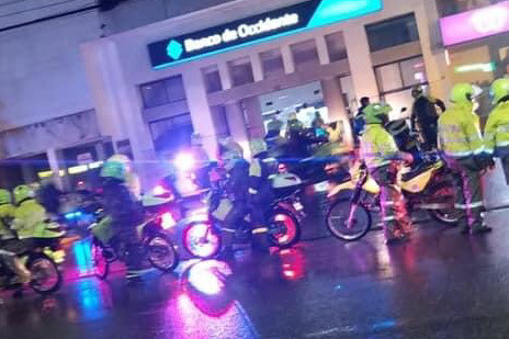 En este momento estás viendo Autoridades controlaron disturbios en Ibagué durante jornada de protestas