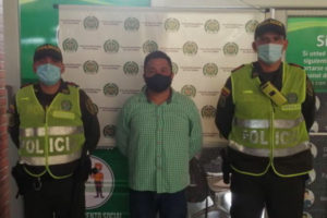 Lee más sobre el artículo Cárcel para un hombre señalado de, presuntamente, prenderle fuego a su esposa mientras dormía en Ibagué