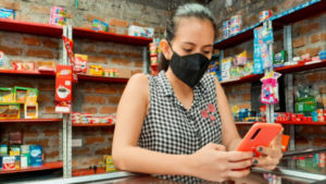 Lee más sobre el artículo Amplían inscripciones para que mujeres y estudiantes acceder a minutos y datos móviles gratis en Ibagué