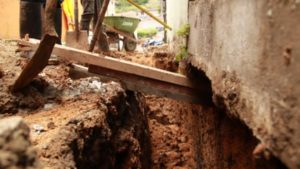 Lee más sobre el artículo Inició cambio de la red de alcantarillado en el barrio Jordán séptima etapa