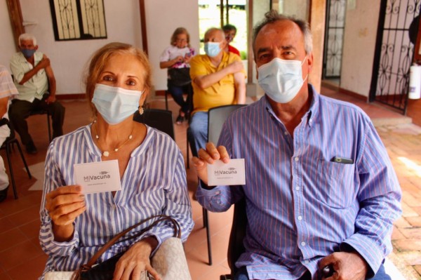 Lee más sobre el artículo Inicia aplicación de segunda dosis de Pfizer para adultos mayores de 65 años en Ibagué