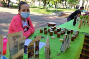 Lee más sobre el artículo ¡Éxito! Productores vendieron todos sus productos en los Mercados Campesinos del parque de Belén