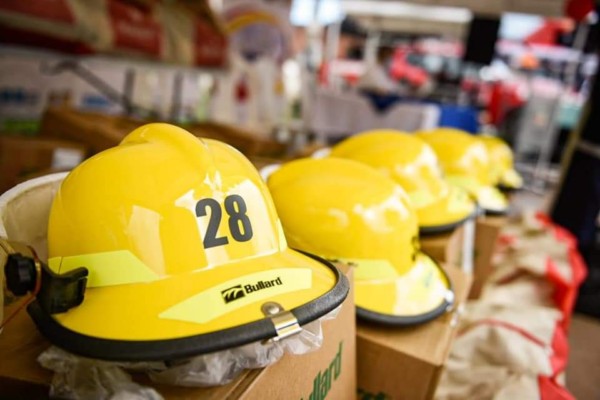 Lee más sobre el artículo Cuerpo Oficial de Bomberos de Ibagué recibió más de 900 millones de pesos en dotación
