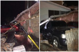 Lee más sobre el artículo Bomberos Oficiales de Ibagué atendieron la caída de un muro en La Pola
