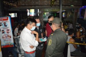 Lee más sobre el artículo Autoridades sellaron seis bares de Ibagué por incumplir con los protocolos de bioseguridad