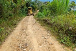 Lee más sobre el artículo Maquinaria realiza mantenimiento a la red vial terciara de Cañadas Potrerito